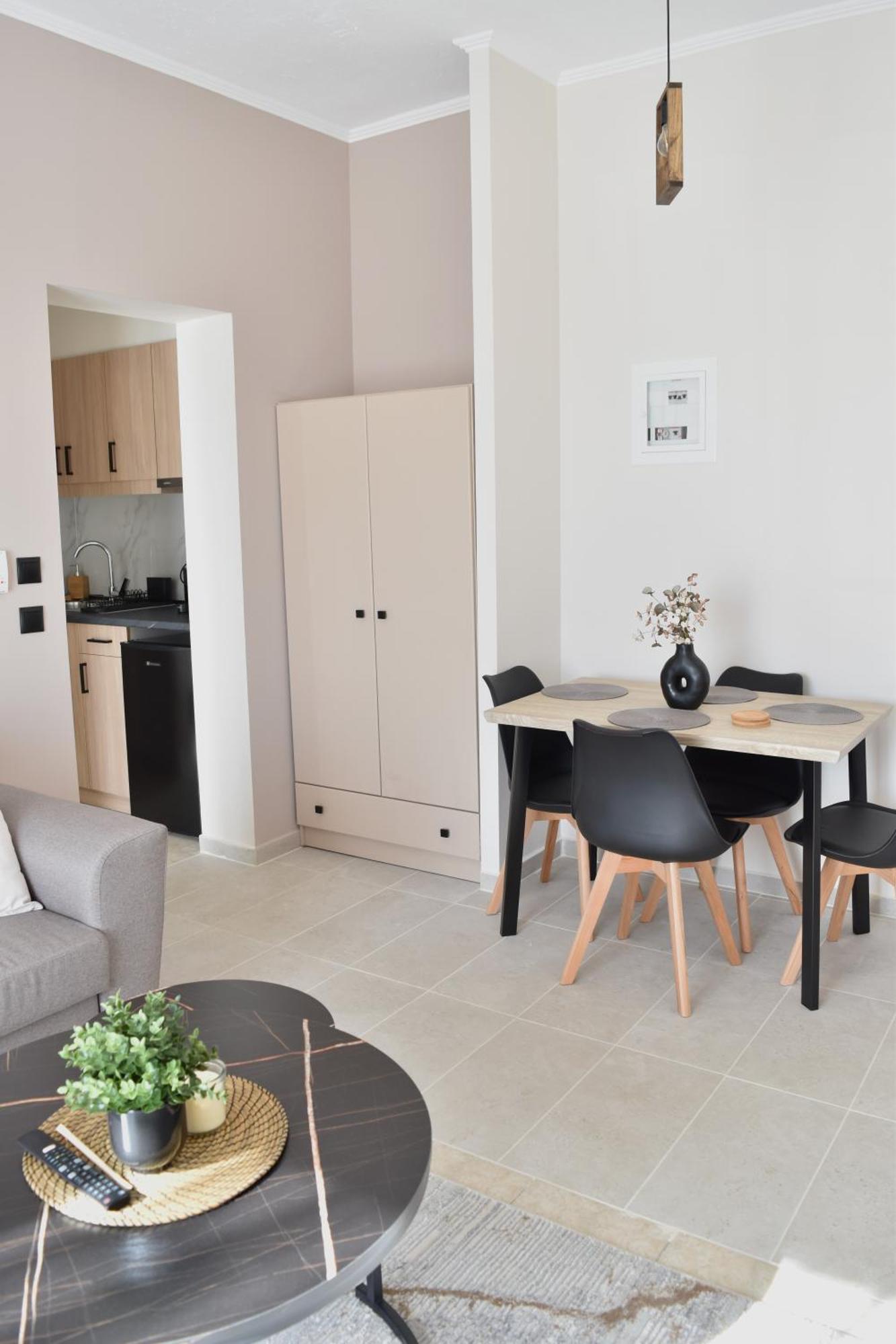 Pnoe Apartments Káto Loutrákion Kültér fotó